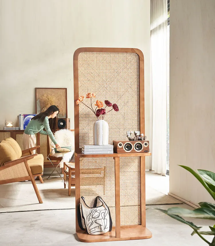 vach-ngan-dung-bang-may-phong-cach-scandinavian-voi-khung-go-3